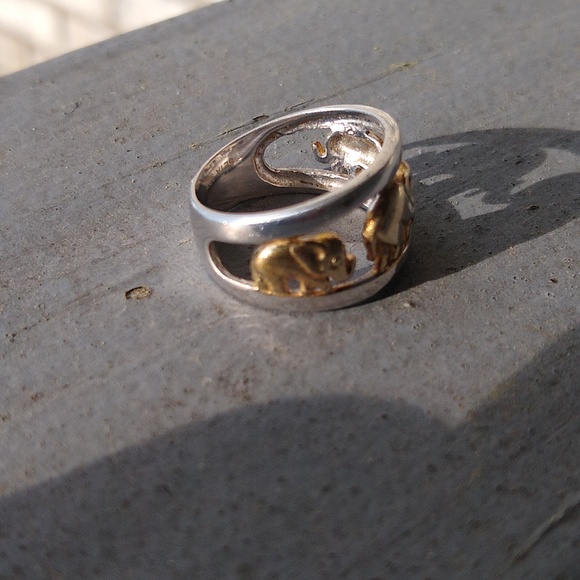 Sterling Silver and Gold Elephant Ring - Picture 5 of 10